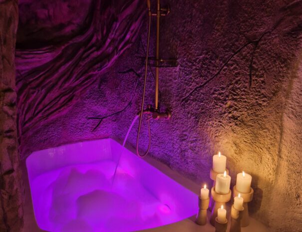 casas-cazorla-jacuzzi4